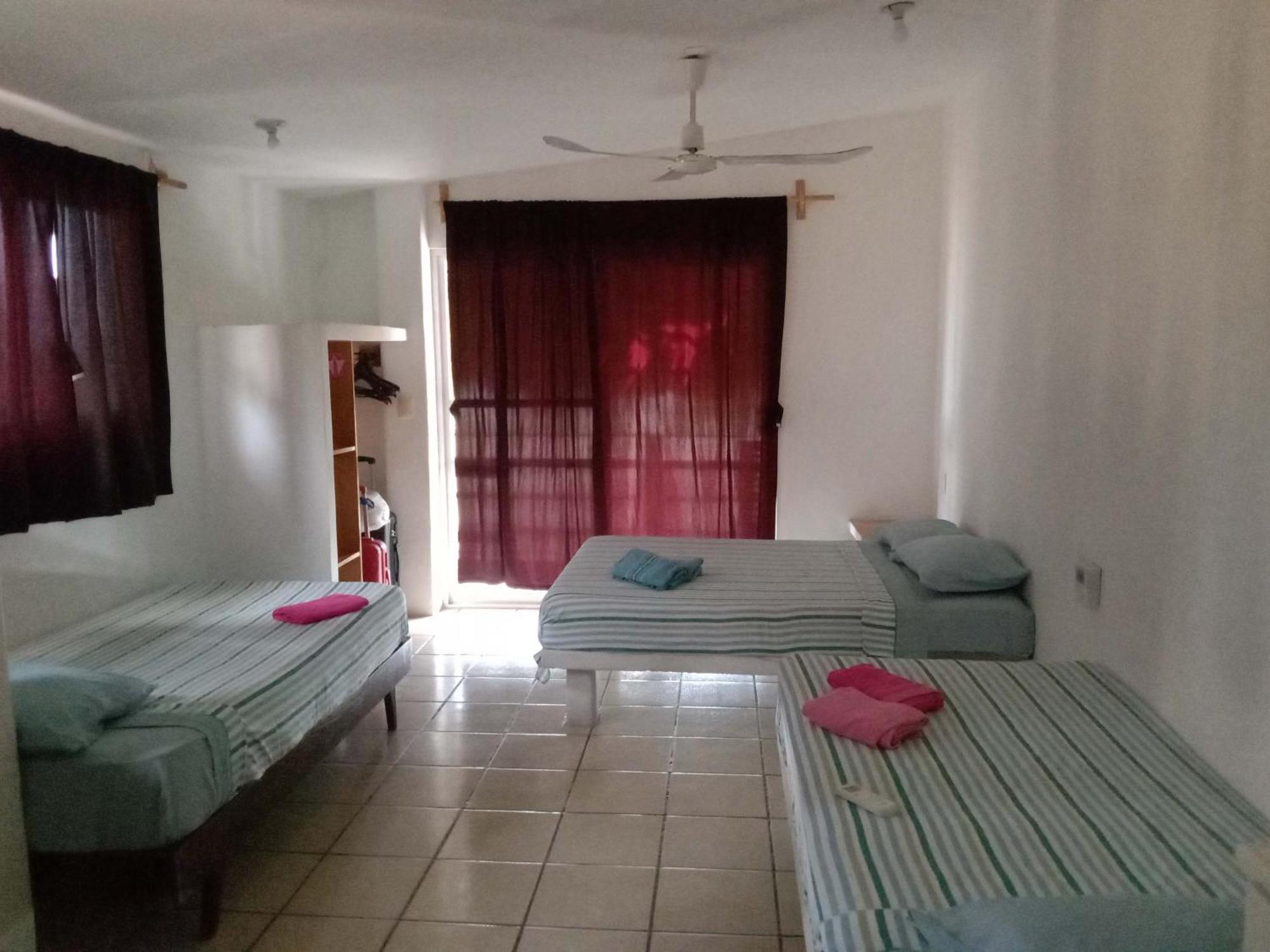 Hotel Papaya Surf Puerto Escondido  Buitenkant foto