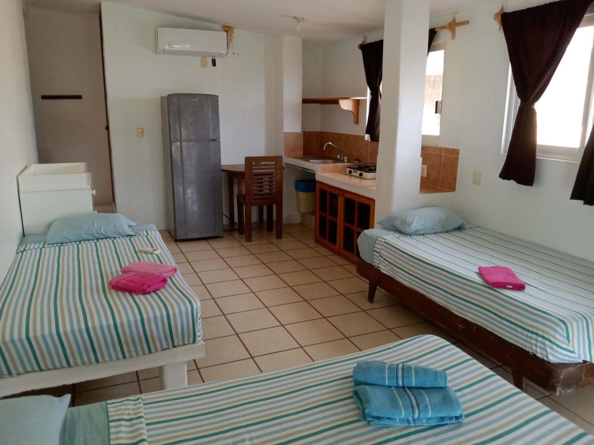 Hotel Papaya Surf Puerto Escondido  Buitenkant foto
